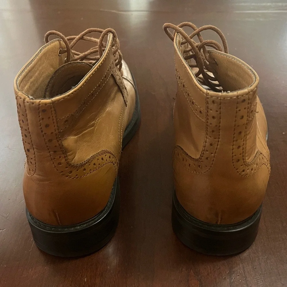 La Milano Mens Patina Tan Leather Wingtip Brogue Cap Toe Ankle Boots Size 9.5